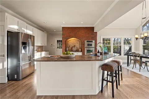 $1,075,000 | 210 Tynebrae Place, Roswell, GA 30075