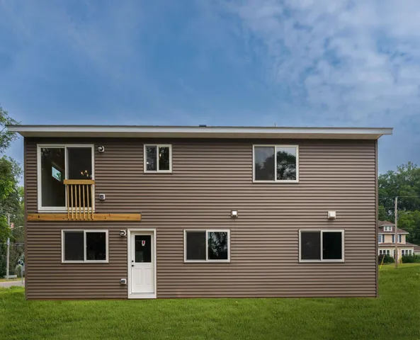 $336,500 | 2402 15th Street Southeast, Rochester, MN 55904