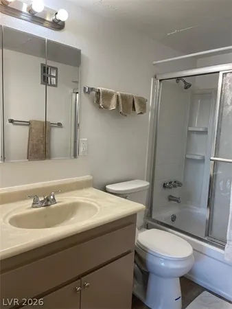 $995 | 615 South Royal Crest Circle, Unit 22, Las Vegas, NV 89169
