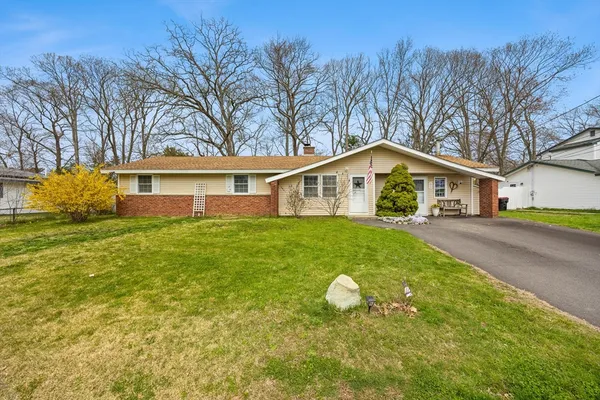$539,900 | 172 Lisa Drive, Brockton, MA 02302