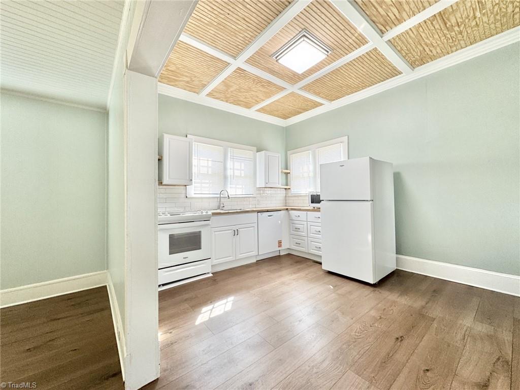 3903 Clifton Road Greensboro, NC 27407 - Photo 2 of 31 Gallery Image 2