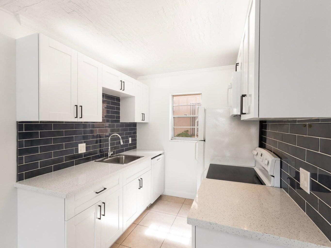 20250812060232258374000000-o