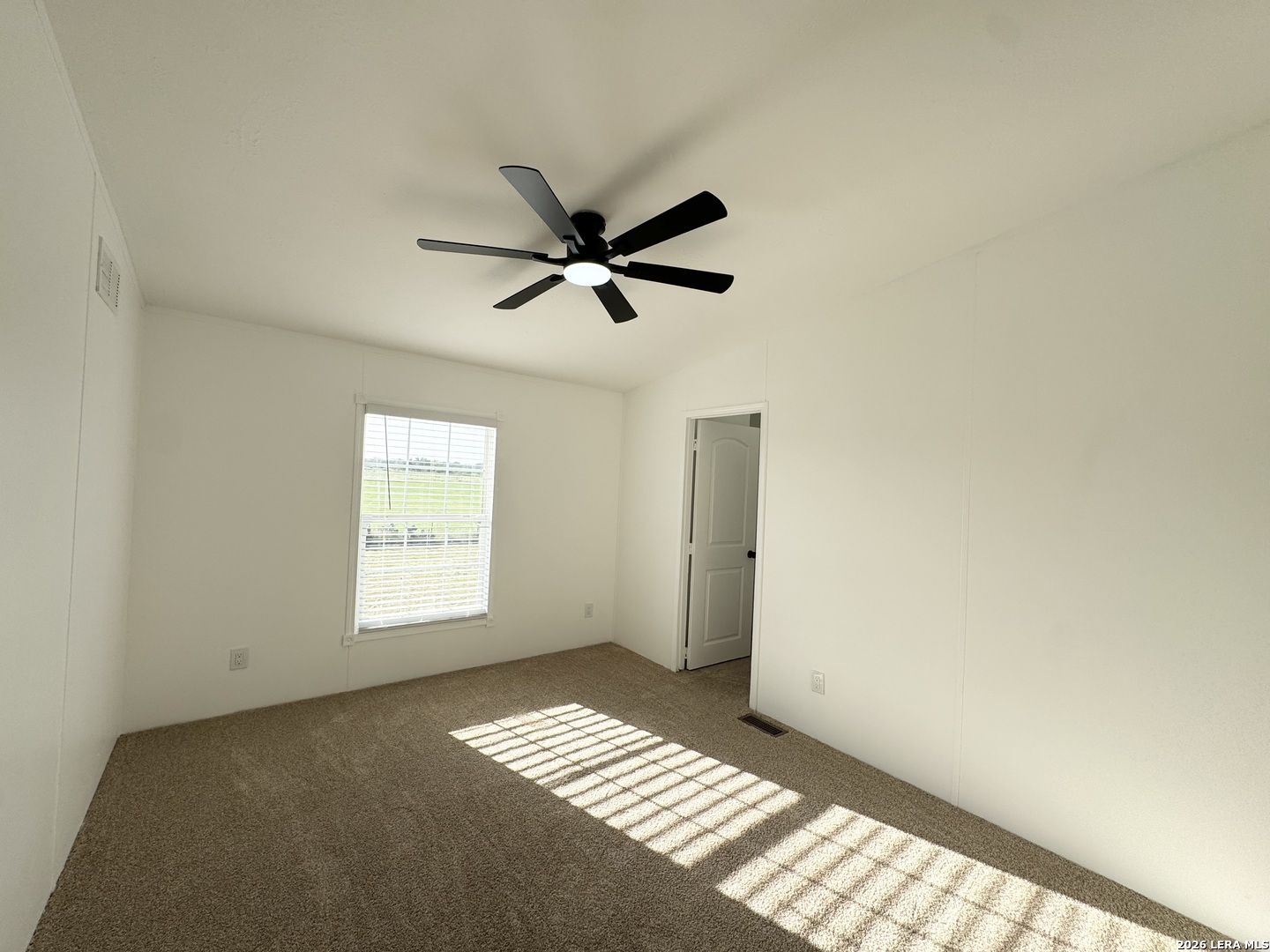 480 Brooks Lane Poteet, TX 78065 - Photo 18 of 38