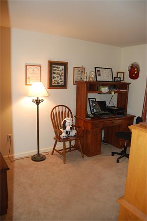 33 Madden Road West Brookfield, MA 01585 - Photo 12 of 21 a living room with furniture and a lamp