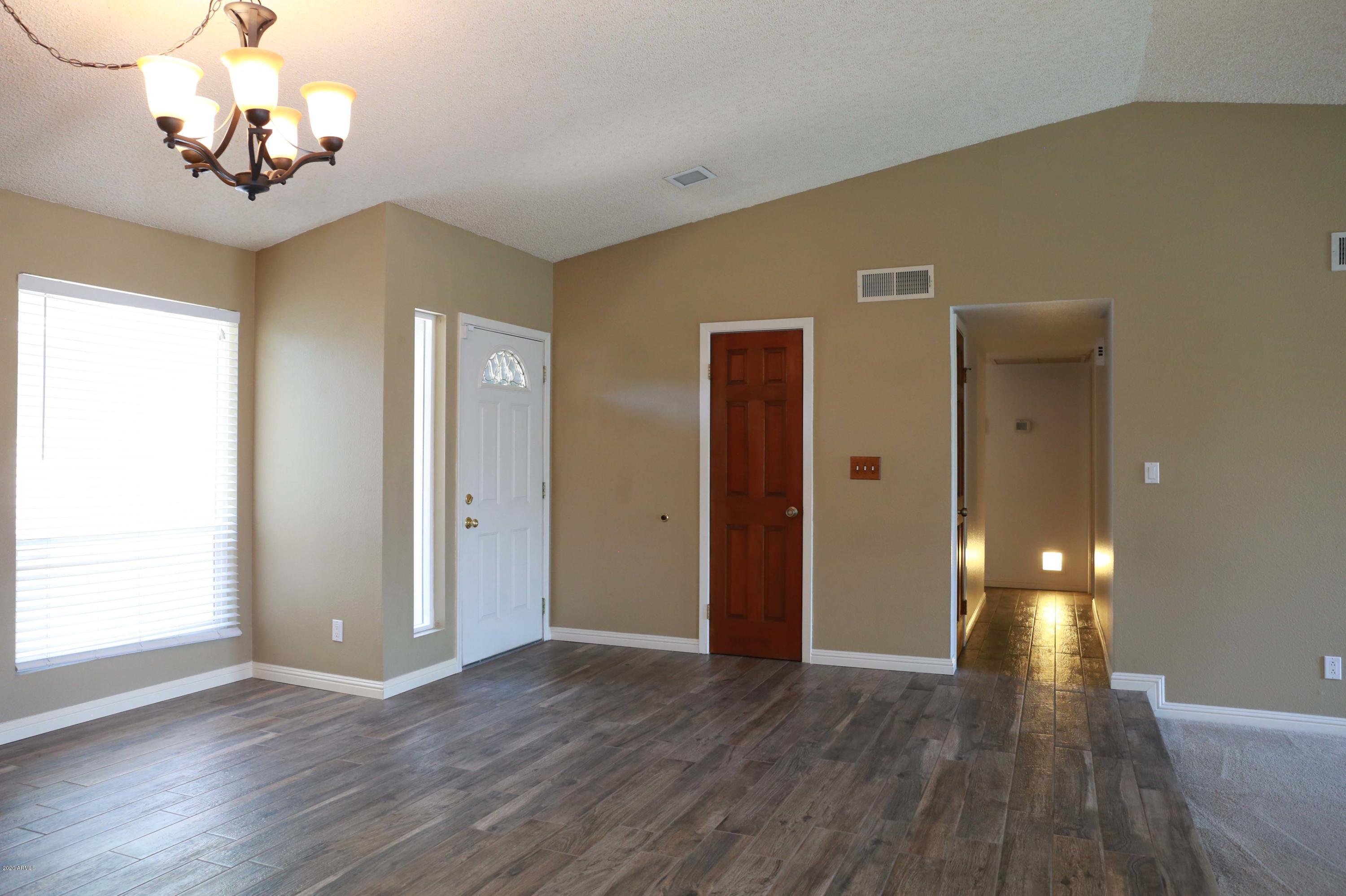 3521 West Phelps Road Phoenix, AZ 85053 - Photo 7 of 68 d5