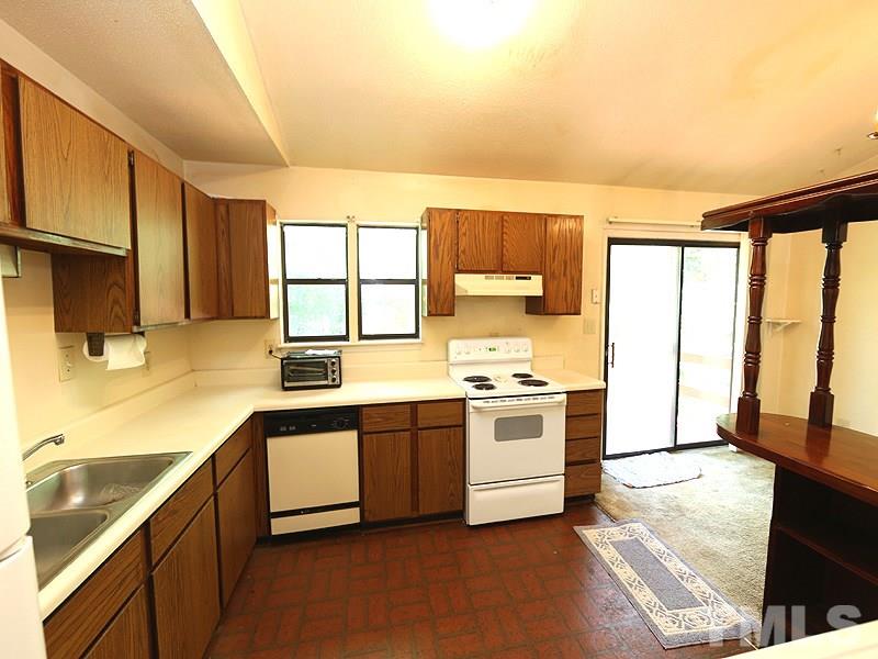 3605 Constellation Drive Raleigh, NC 27604 - Photo 7 of 12