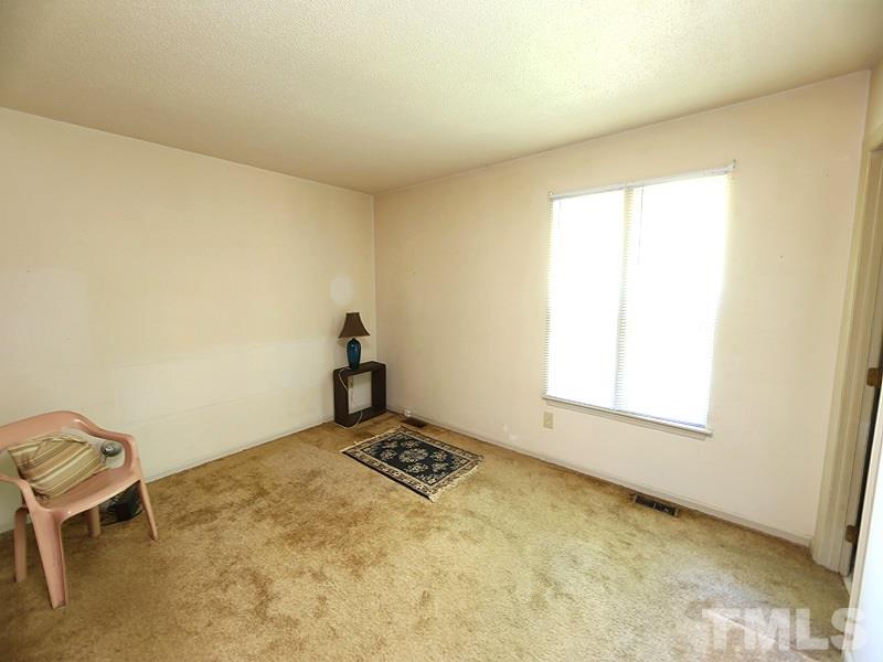 3605 Constellation Drive Raleigh, NC 27604 - Photo 9 of 12