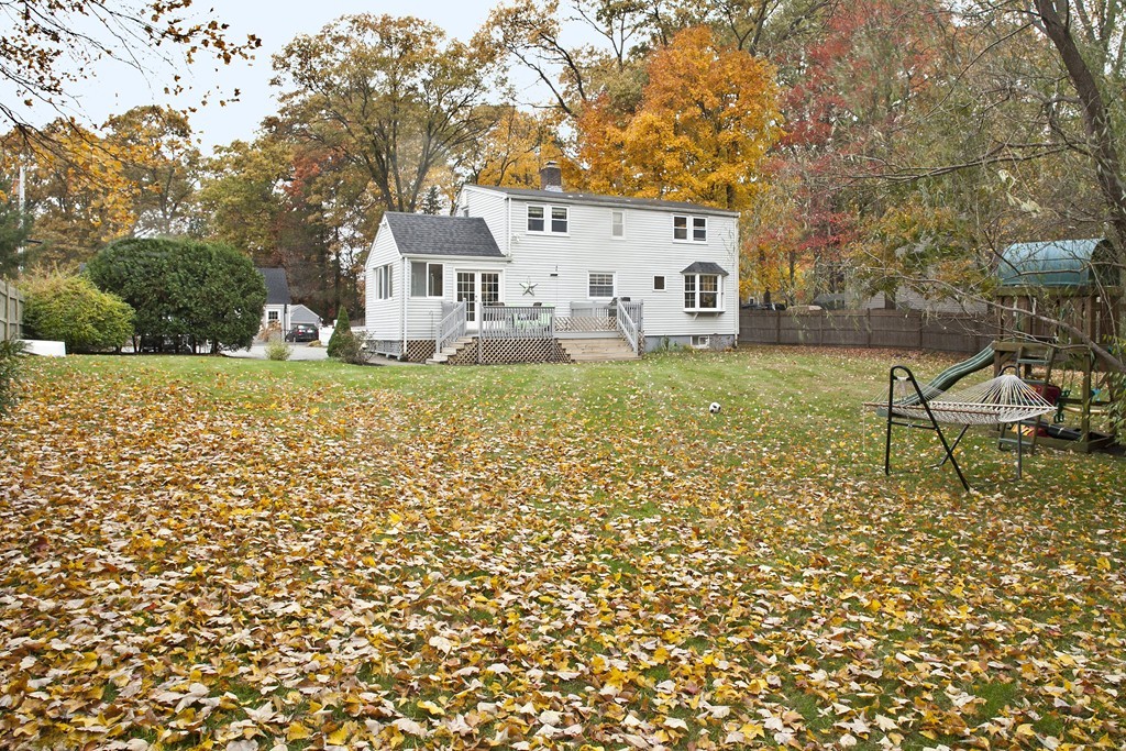 47 Smith Road Hingham, MA 02043 - Photo 16 of 19 Gallery Image 16