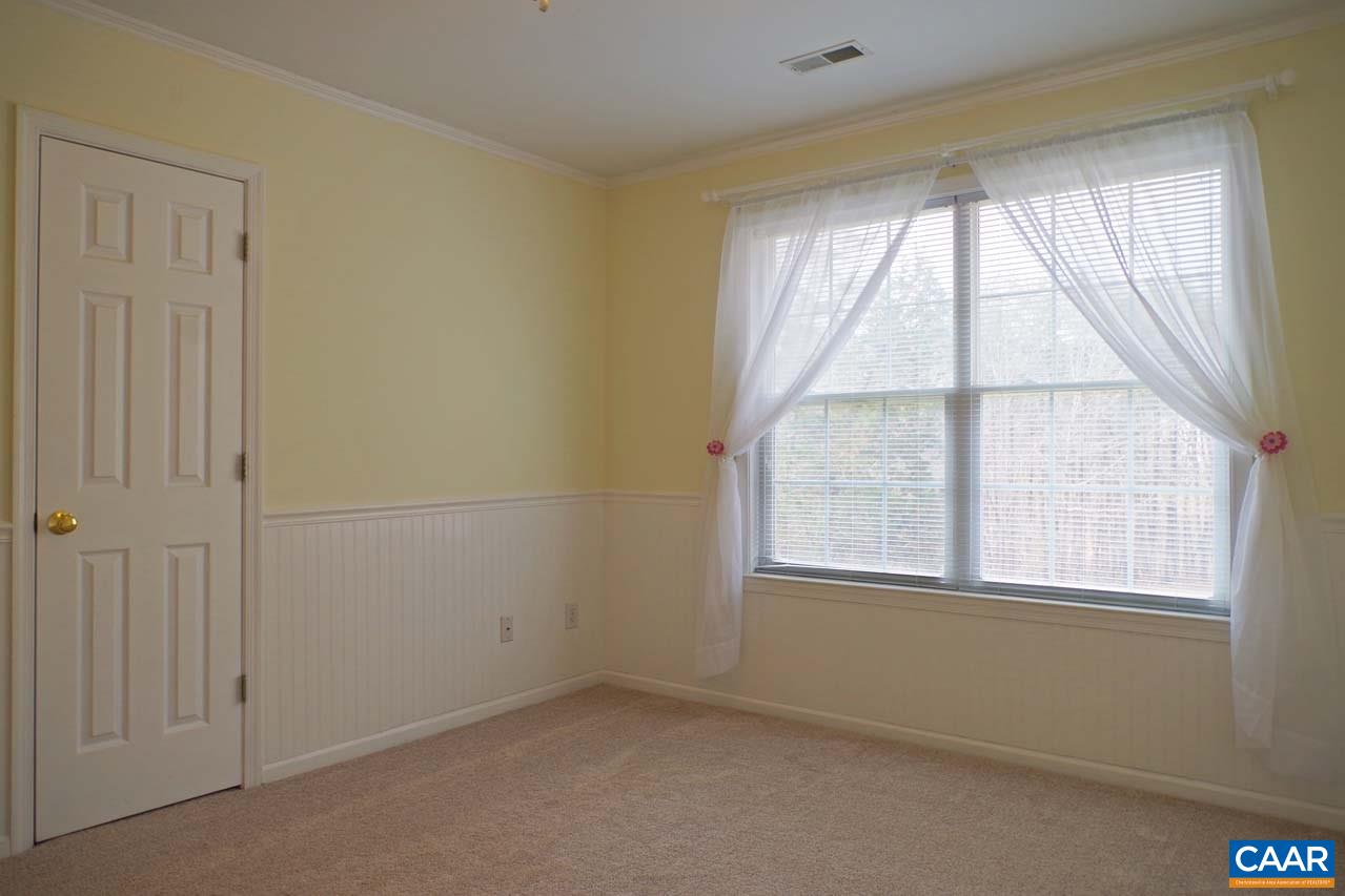 288 Oak View Road Barboursville, VA 22923 - Photo 36 of 47 an empty room with a window
