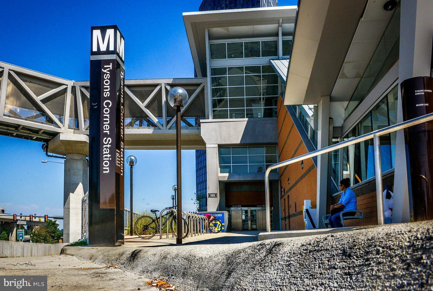 1505 Lincoln Way, Unit 101 McLean, VA 22102 - Photo 42 of 43 Metro