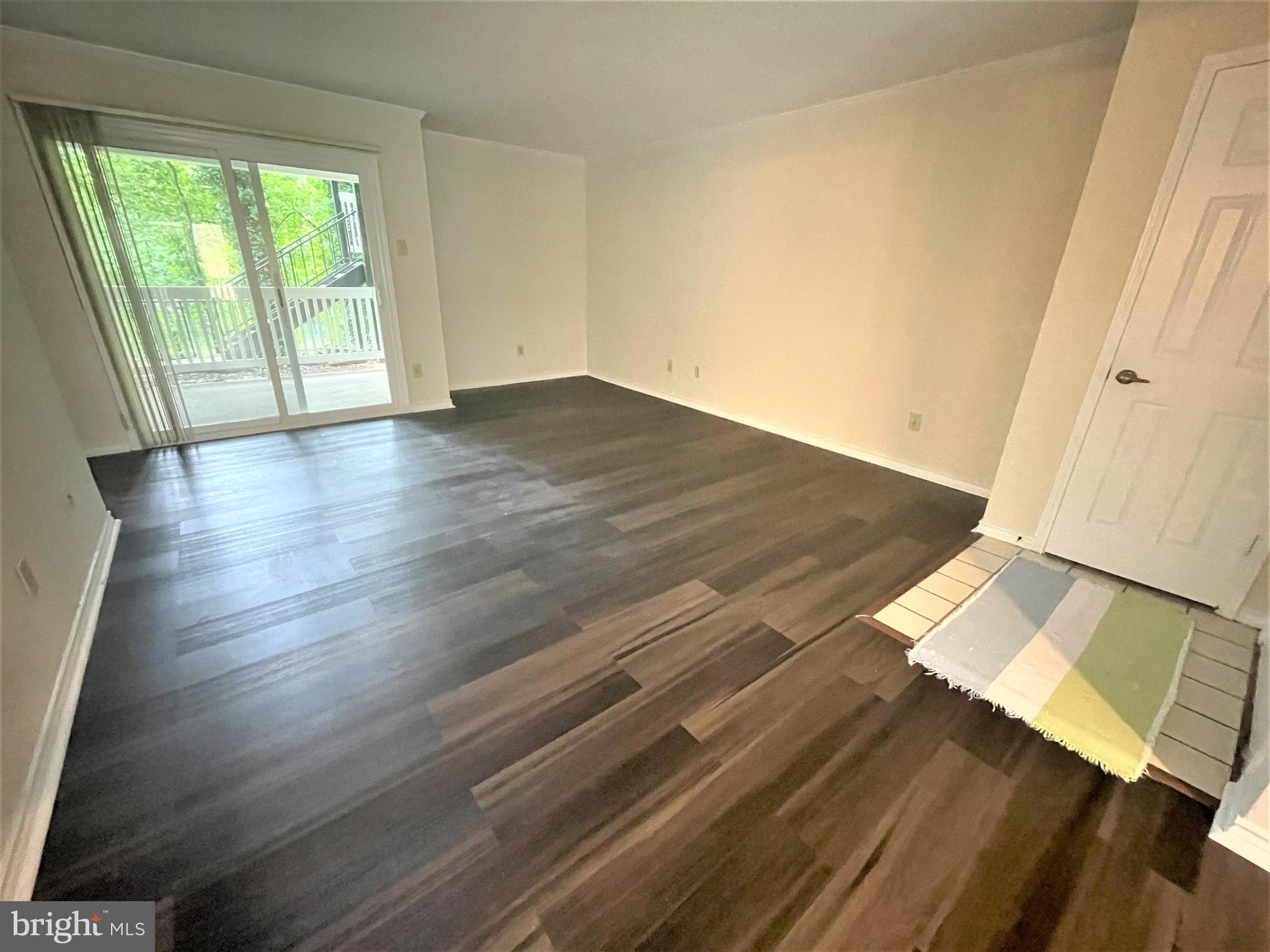 1505 Lincoln Way, Unit 101 McLean, VA 22102 - Photo 10 of 43 Formal dinning room with crown/