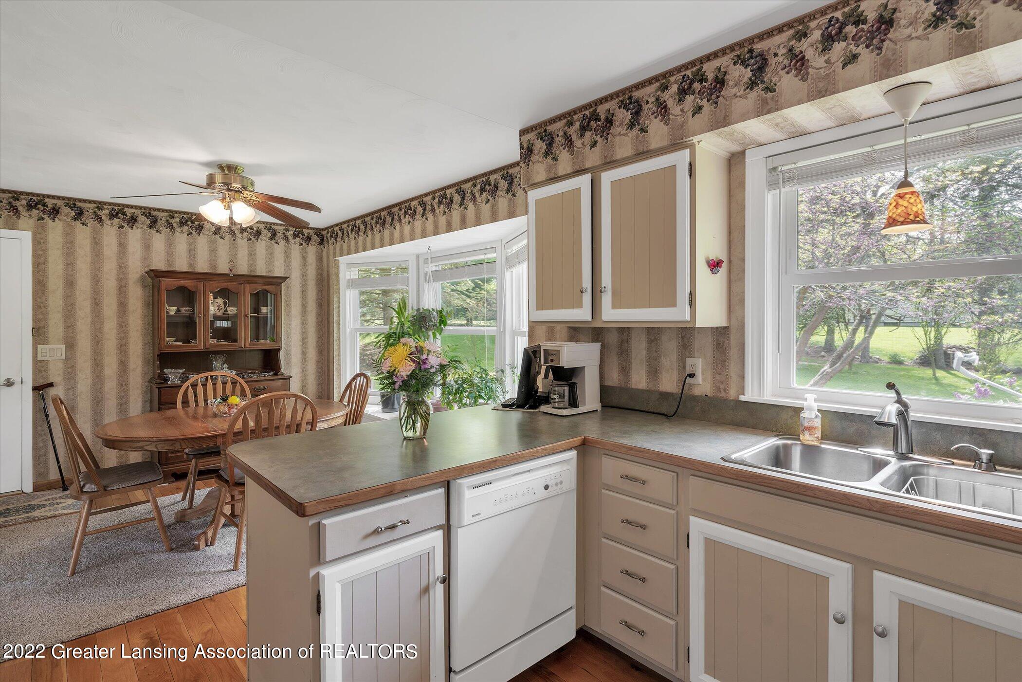 12854 Rambler Road Dewitt, MI 48820 - Photo 11 of 48 Kitchen