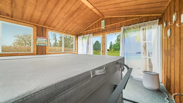 a view of utility room