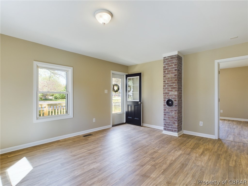 6864 Fields Landing Road Hayes, VA 23072 - Photo 15 of 34