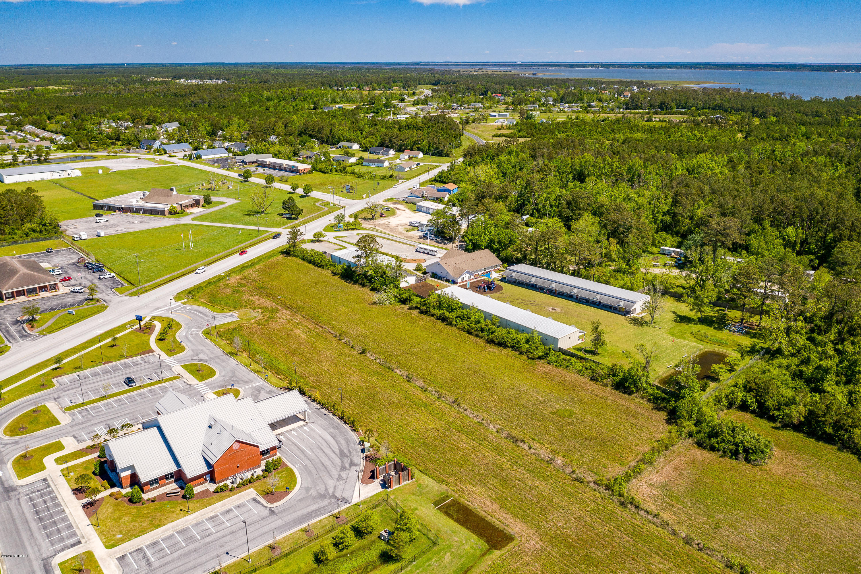 0 Live Oak/ Pinners Point Road Beaufort, NC 28516 - Photo 5 of 10 Lookint East and North....