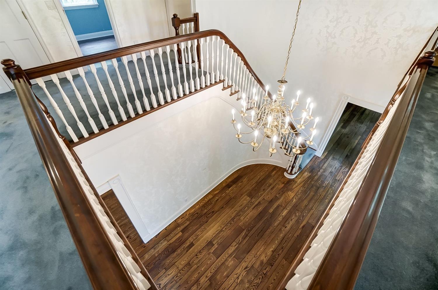 8125 Given Road Cincinnati, OH 45243 - Photo 10 of 50 Gallery Image 10