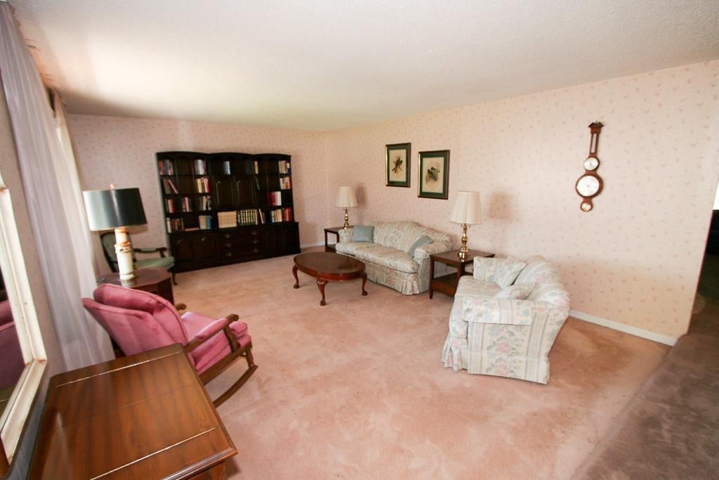 3717 Rio Vista Way Klamath Falls, OR 97603 - Photo 4 of 28 Additional Photo