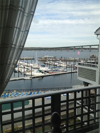 700 Shore Fall River, Unit 1003 Fall River, MA 02721 - Photo 3 of 11