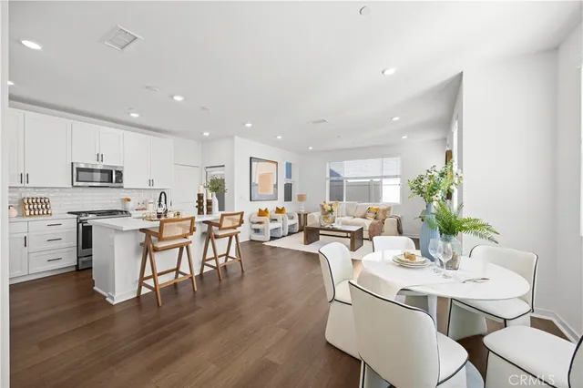 $825,000 | 4088 Shada Lane, Corona, CA 92883