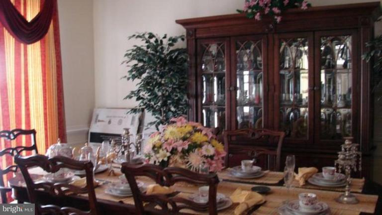18576 Kerill Road Triangle, VA 22172 - Photo 7 of 8 Dining Room