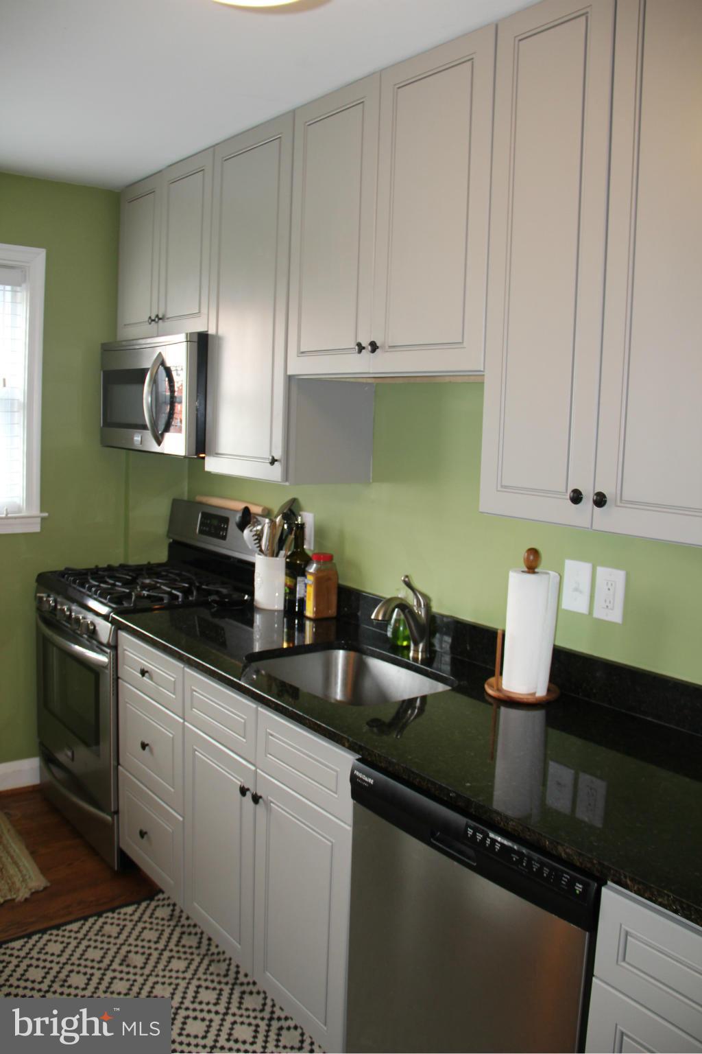 1640 Hardwick Road Towson, MD 21286 - Photo 14 of 29 Kitchen