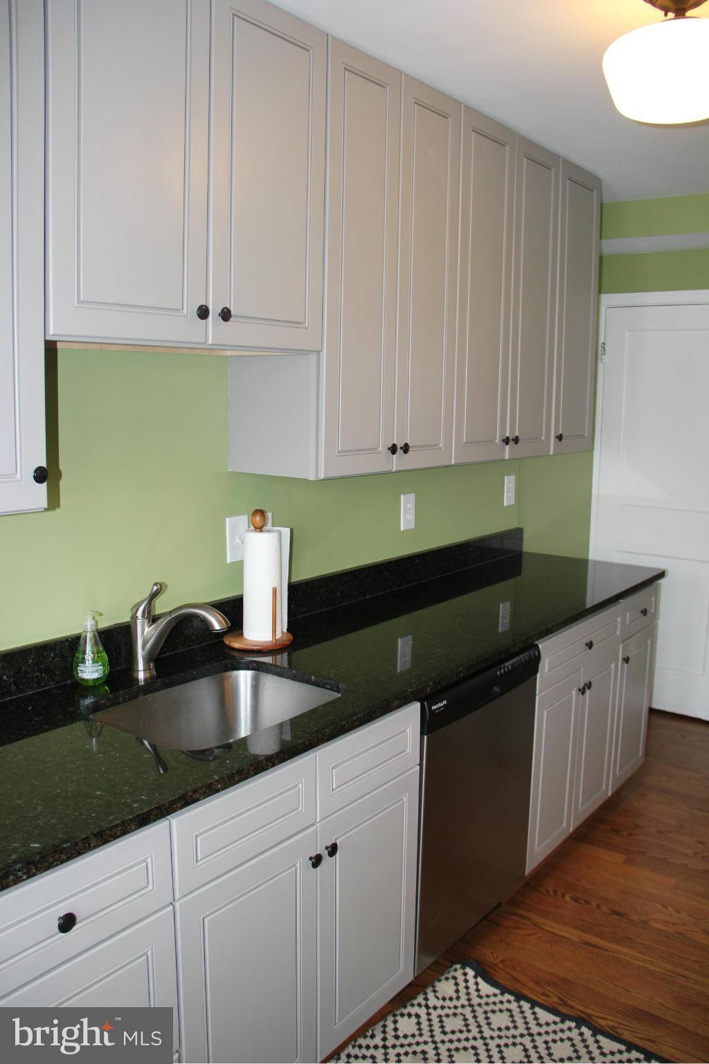 1640 Hardwick Road Towson, MD 21286 - Photo 16 of 29 Kitchen