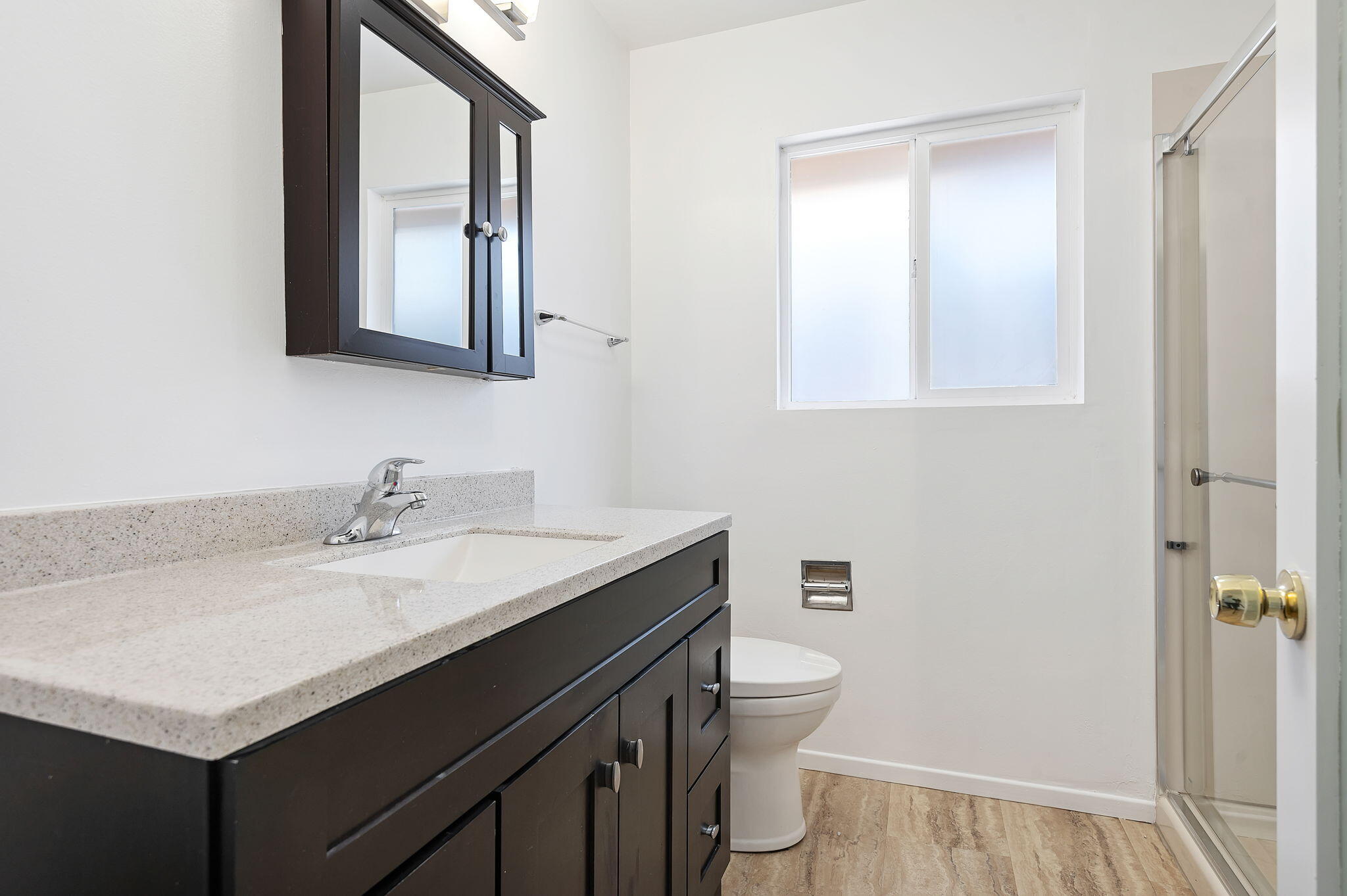 232 Coronado Drive Goleta, CA 93117 - Photo 14 of 21 19-web-or-mls-13 - Bathroom 1