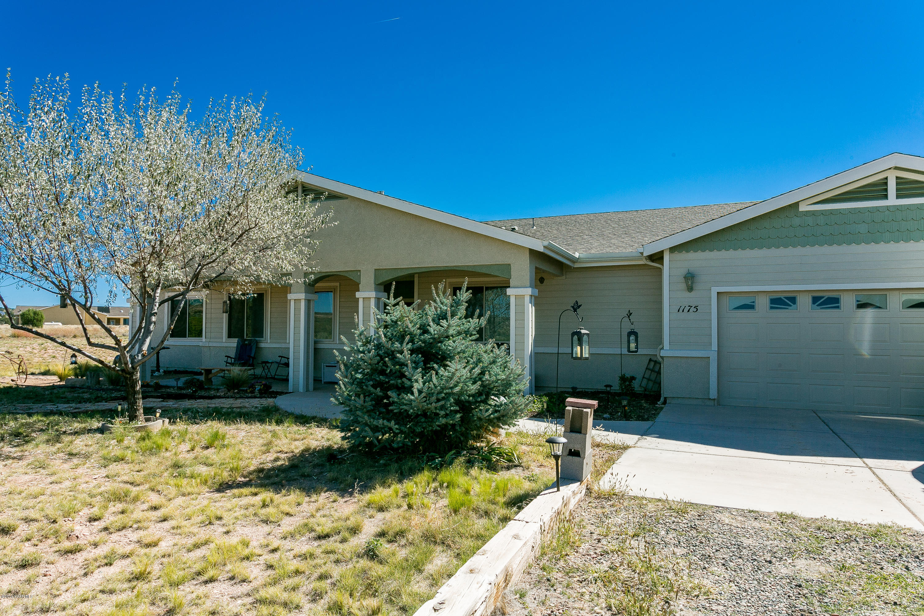 1175 East Cougar Ridge Road Paulden, AZ 86334 - Photo 1 of 23 024_Front