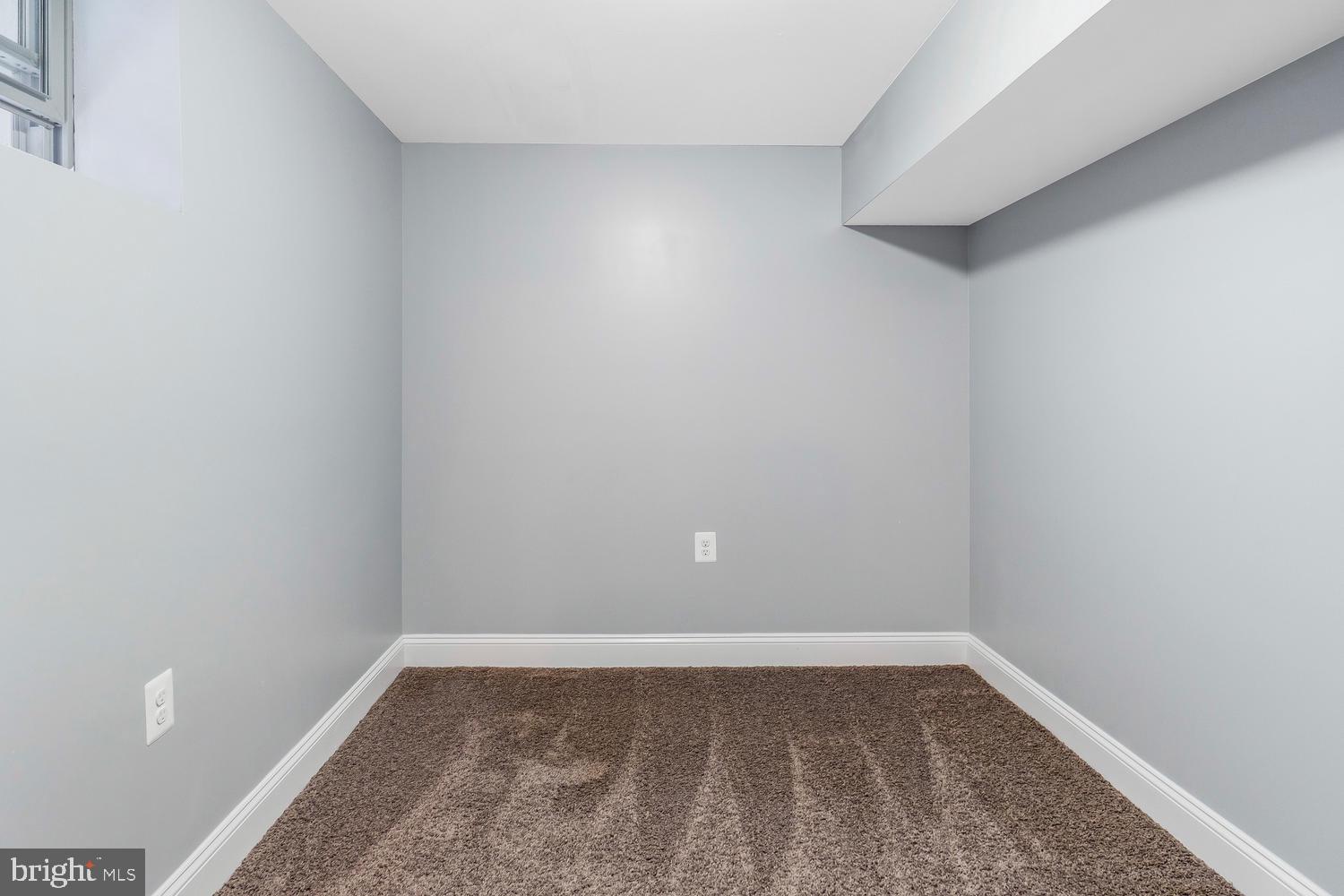 3922 Colborne Road Baltimore, MD 21229 - Photo 19 of 32