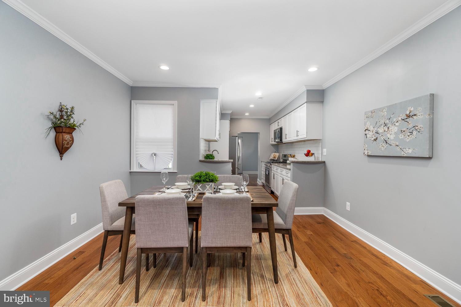 3922 Colborne Road Baltimore, MD 21229 - Photo 5 of 32