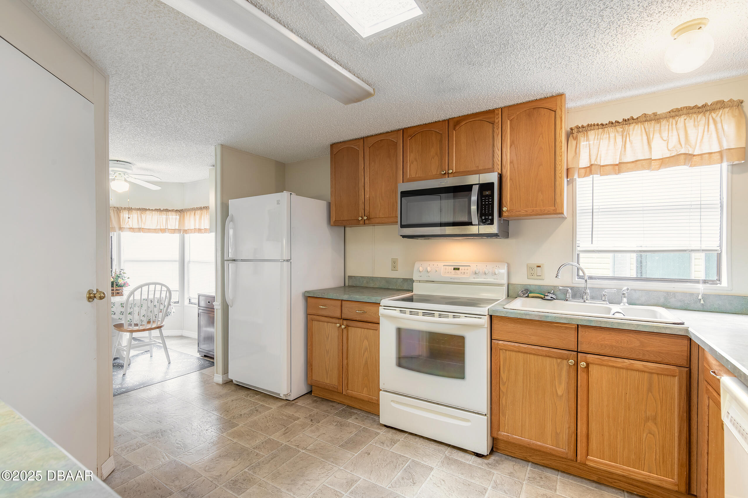 130 Charles Street Edgewater, FL 32141 - Photo 10 of 49 130-28