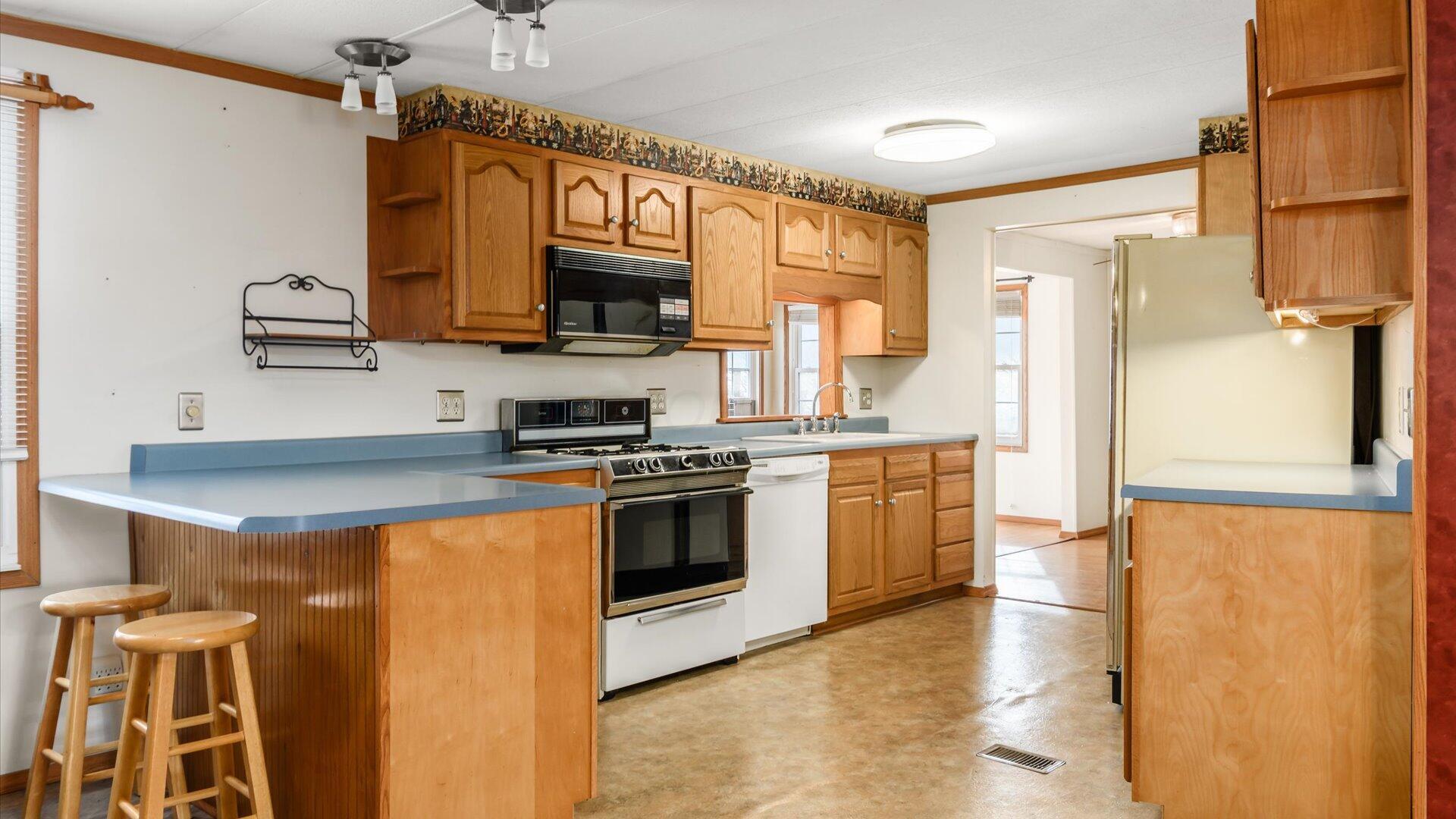 9390 Perryton Road Frazeysburg, OH 43822 - Photo 8 of 27 06-zj 9390 Perryton Rd029