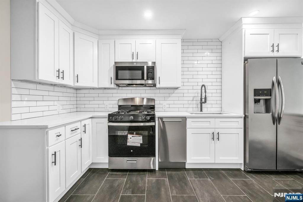 162 Closter Dock Road, Unit A Closter, NJ 07624 - Photo 8 of 37