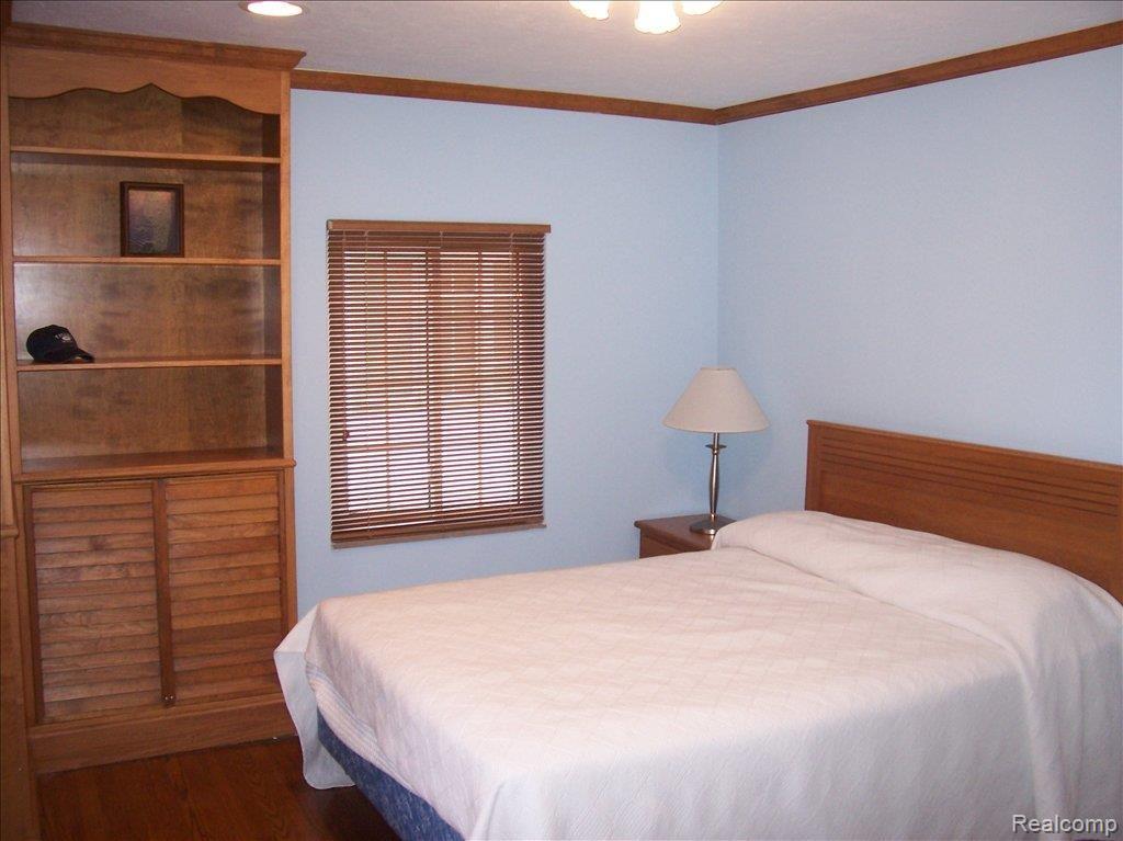 485 Lincoln Road Grosse Pointe, MI 48230 - Photo 13 of 17 485 LINCOLN NEW 015