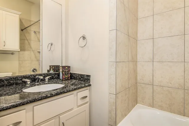 $2,650 | 5227 Lillian Street, Houston, TX 77007