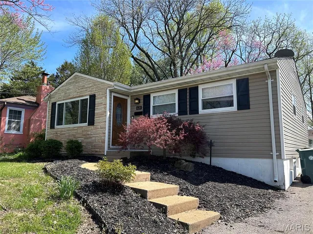 $2,100 | 620 Nirk Avenue, St. Louis, MO 63122