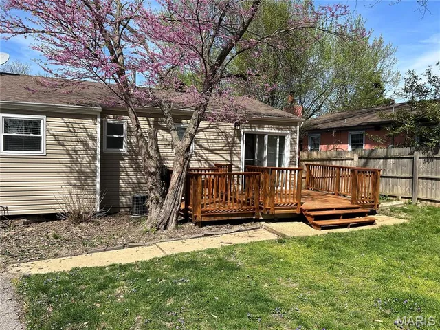 $2,100 | 620 Nirk Avenue, St. Louis, MO 63122
