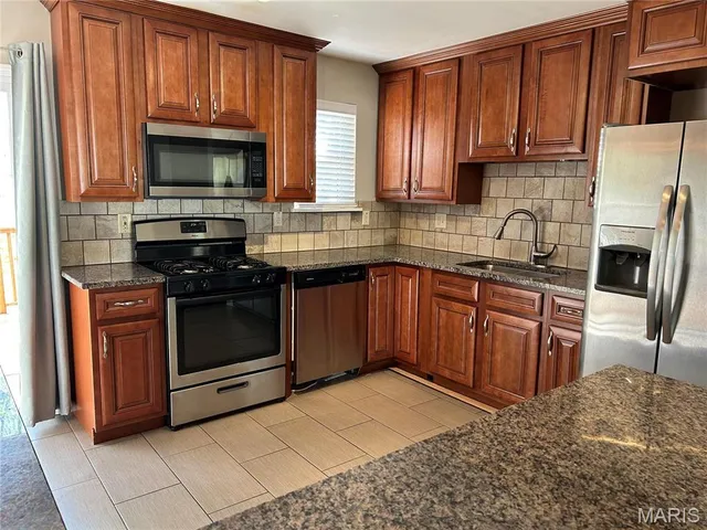 $2,100 | 620 Nirk Avenue, St. Louis, MO 63122