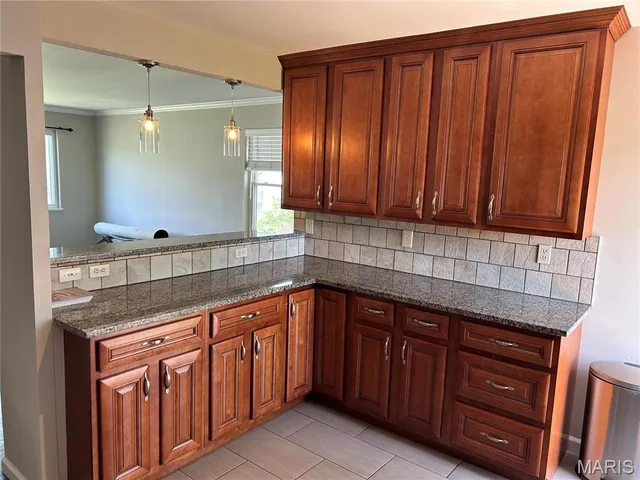 $2,100 | 620 Nirk Avenue, St. Louis, MO 63122