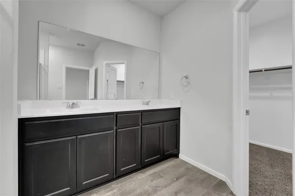 $2,300 | 312 Youngblood Lane, Fort Worth, TX 76131