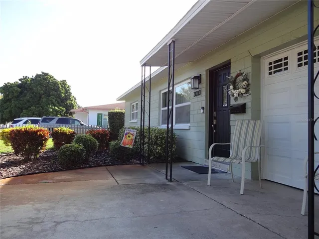 $2,500 | 3000 28th Avenue North, St. Petersburg, FL 33713