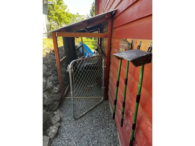 a view of outdoor space yard and deck