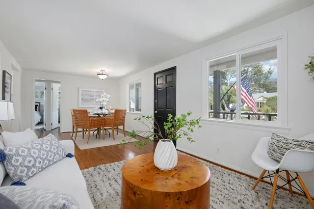 $4,950 | 927 Olive Street, Santa Barbara, CA 93101