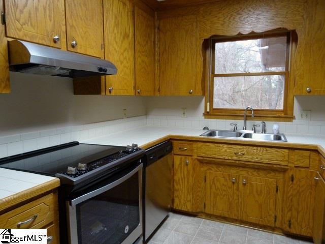 241 Eastview Road Pelzer, SC 29669 - Photo 5 of 13