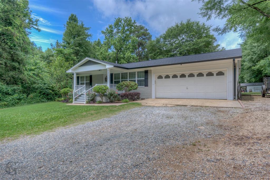 701 Chandler Road Haughton, LA 71037 - Photo 3 of 25 a view of outdoor space and yard