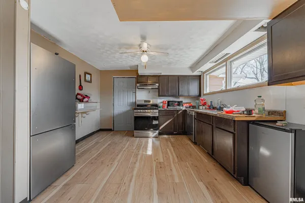 $159,000 | 300 Clinton Street, Middletown, IL 62666