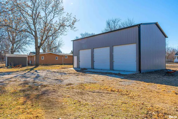$159,000 | 300 Clinton Street, Middletown, IL 62666