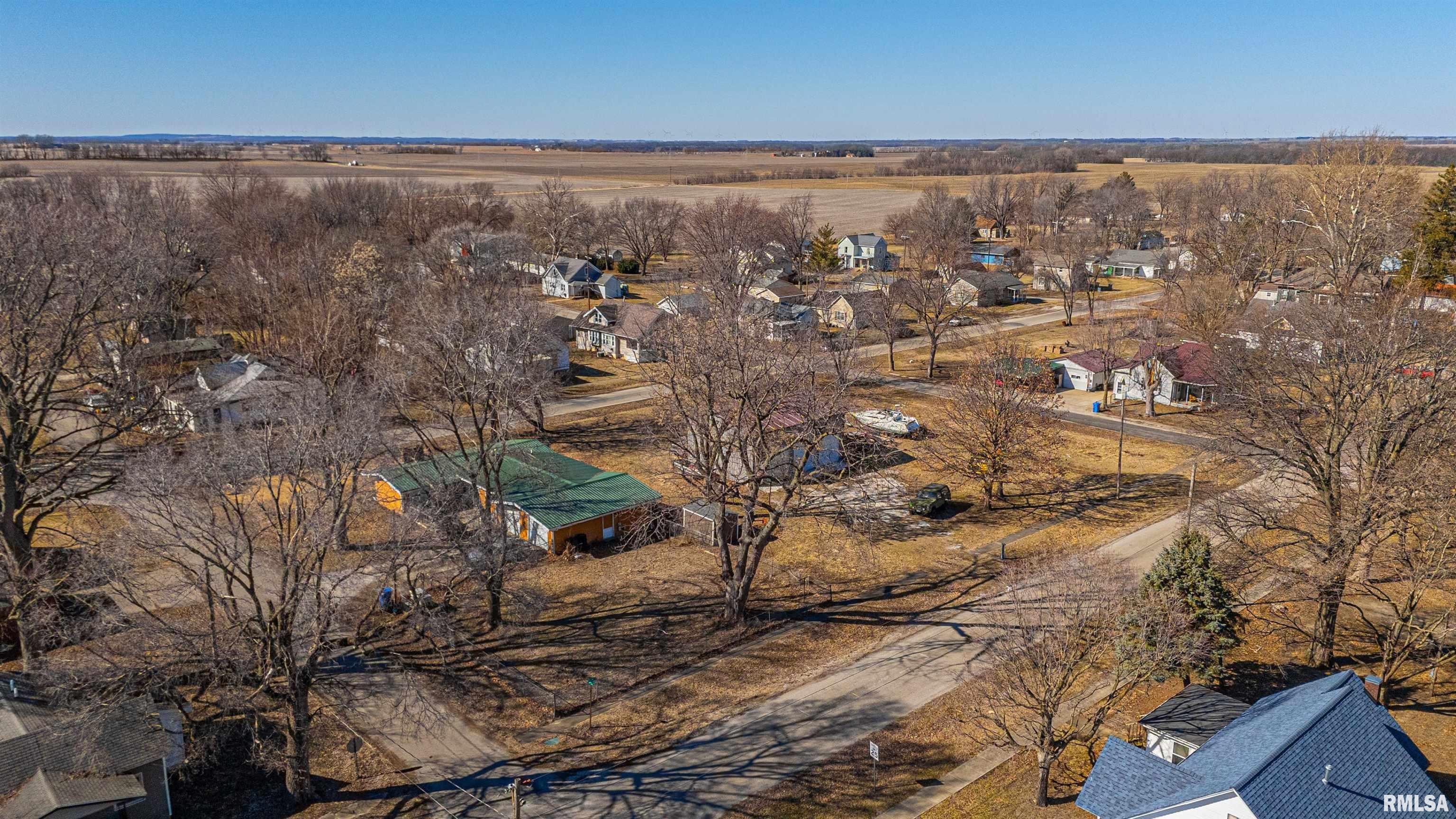 300 Clinton Street Middletown, IL 62666 - Photo 25 of 31