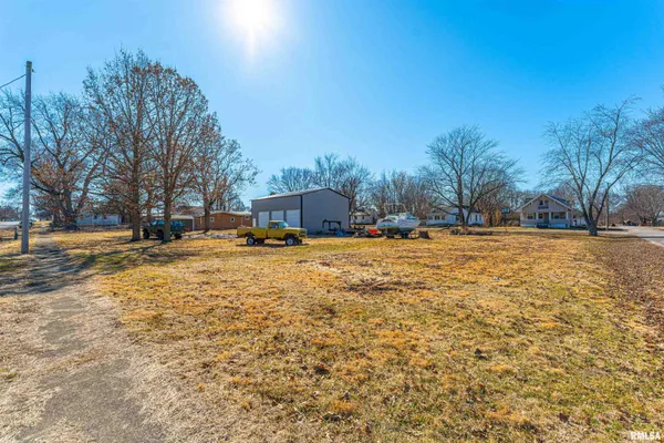 $159,000 | 300 Clinton Street, Middletown, IL 62666
