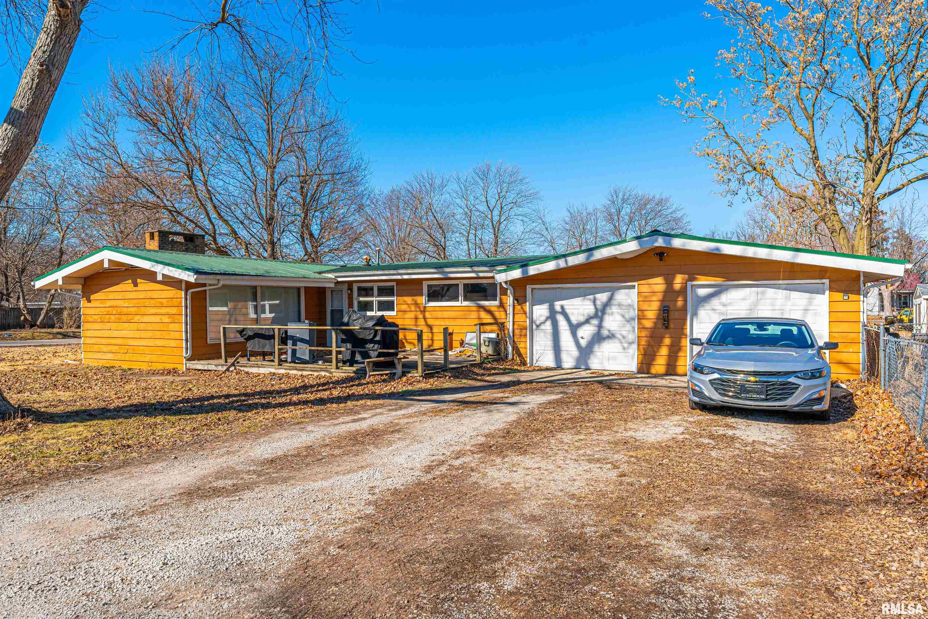 300 Clinton Street Middletown, IL 62666 - Photo 5 of 31